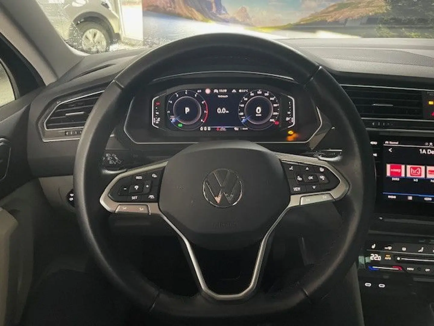 Tiguan Elegance DSG 4M LED Matrix Panodach AHK
