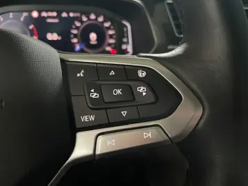 Tiguan Elegance DSG 4M LED Matrix Panodach AHK