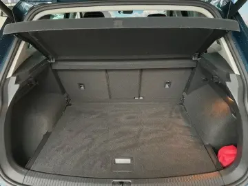 Tiguan Elegance DSG 4M LED Matrix Panodach AHK