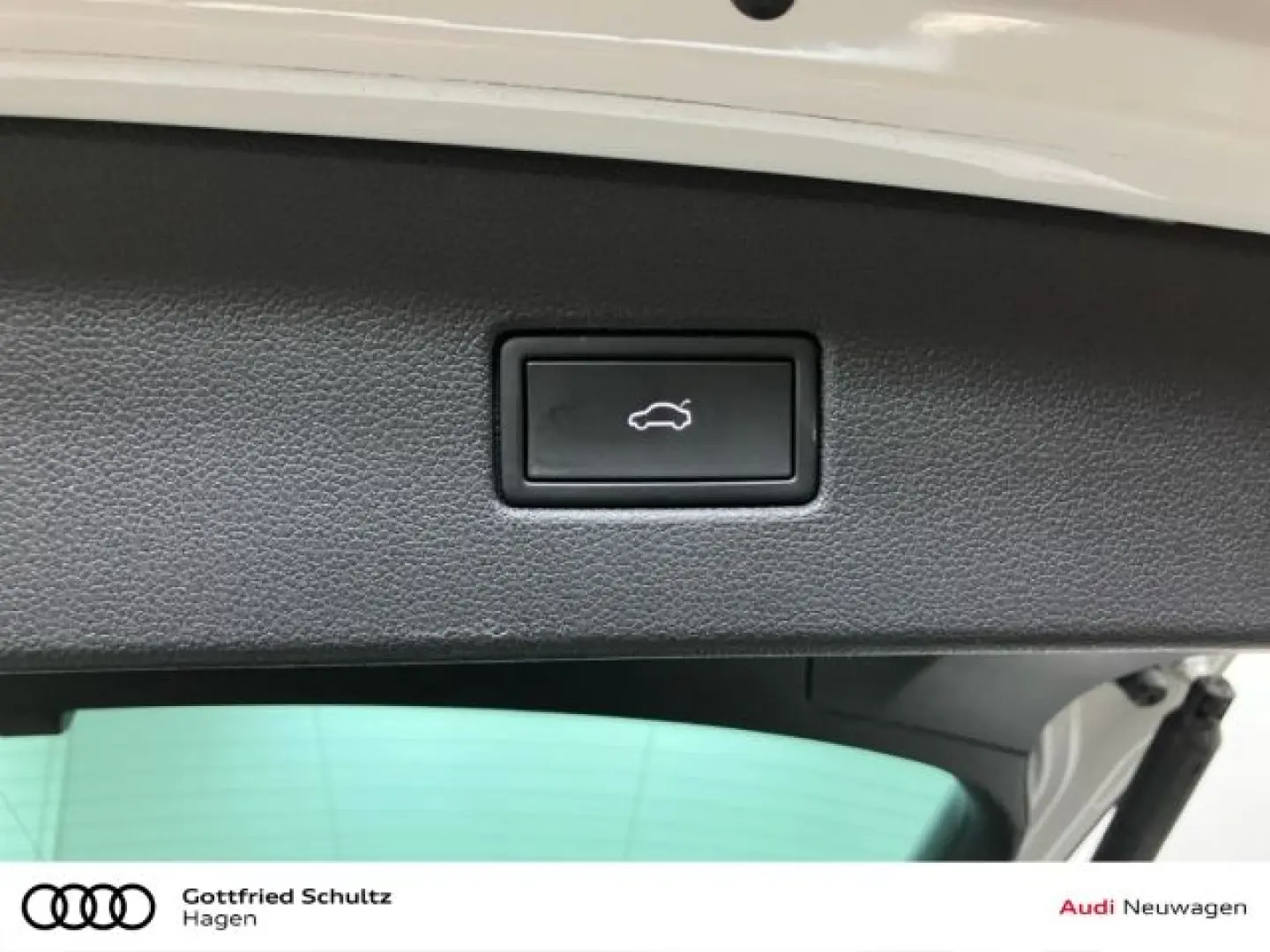 Tiguan 2.0 TSI DSG 4M IQ.Light NAV PAN ACC Elega