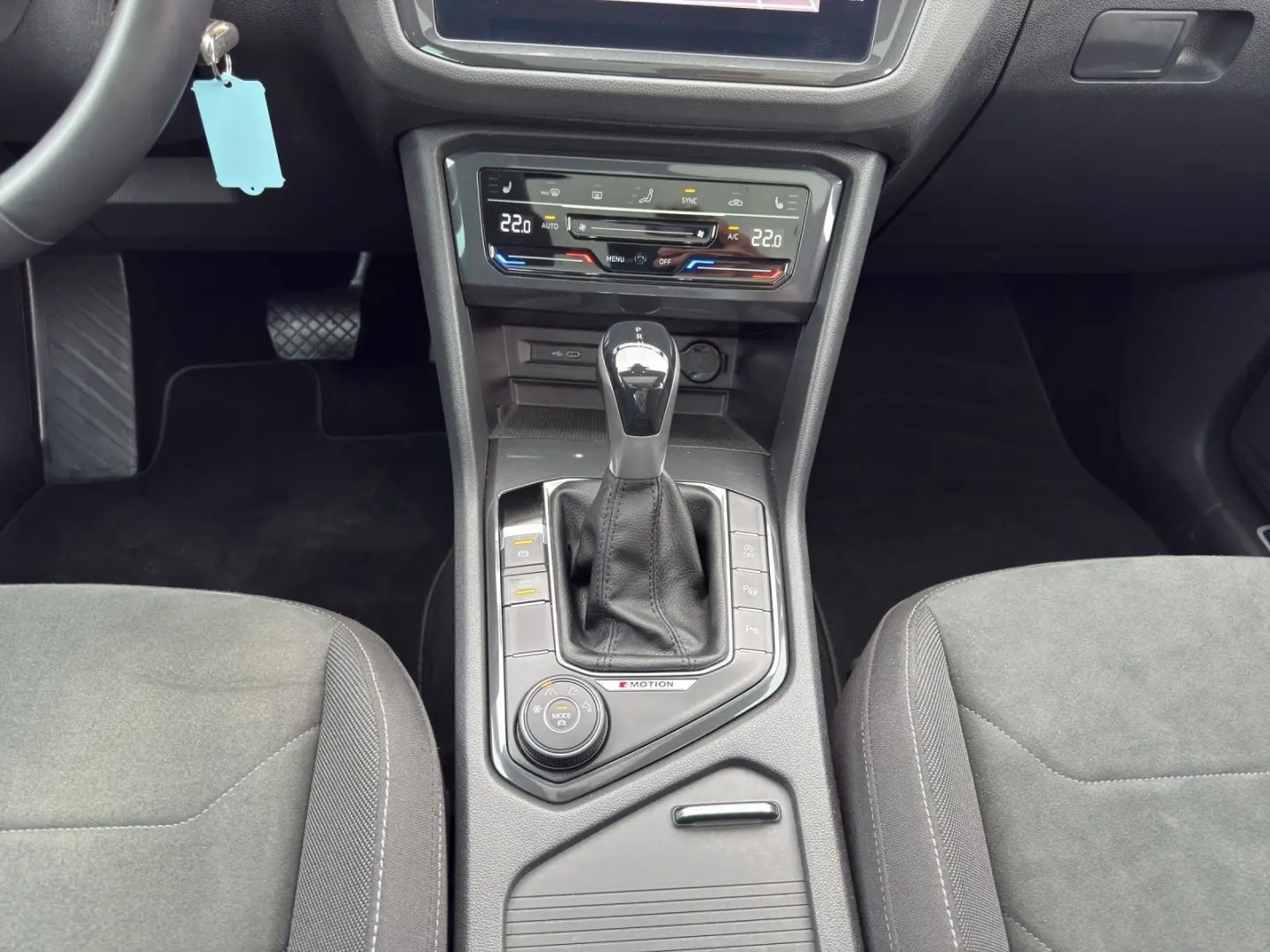 Tiguan 2.0 TSI Elegance DSG 4Motion *Navi*AHK*Pa