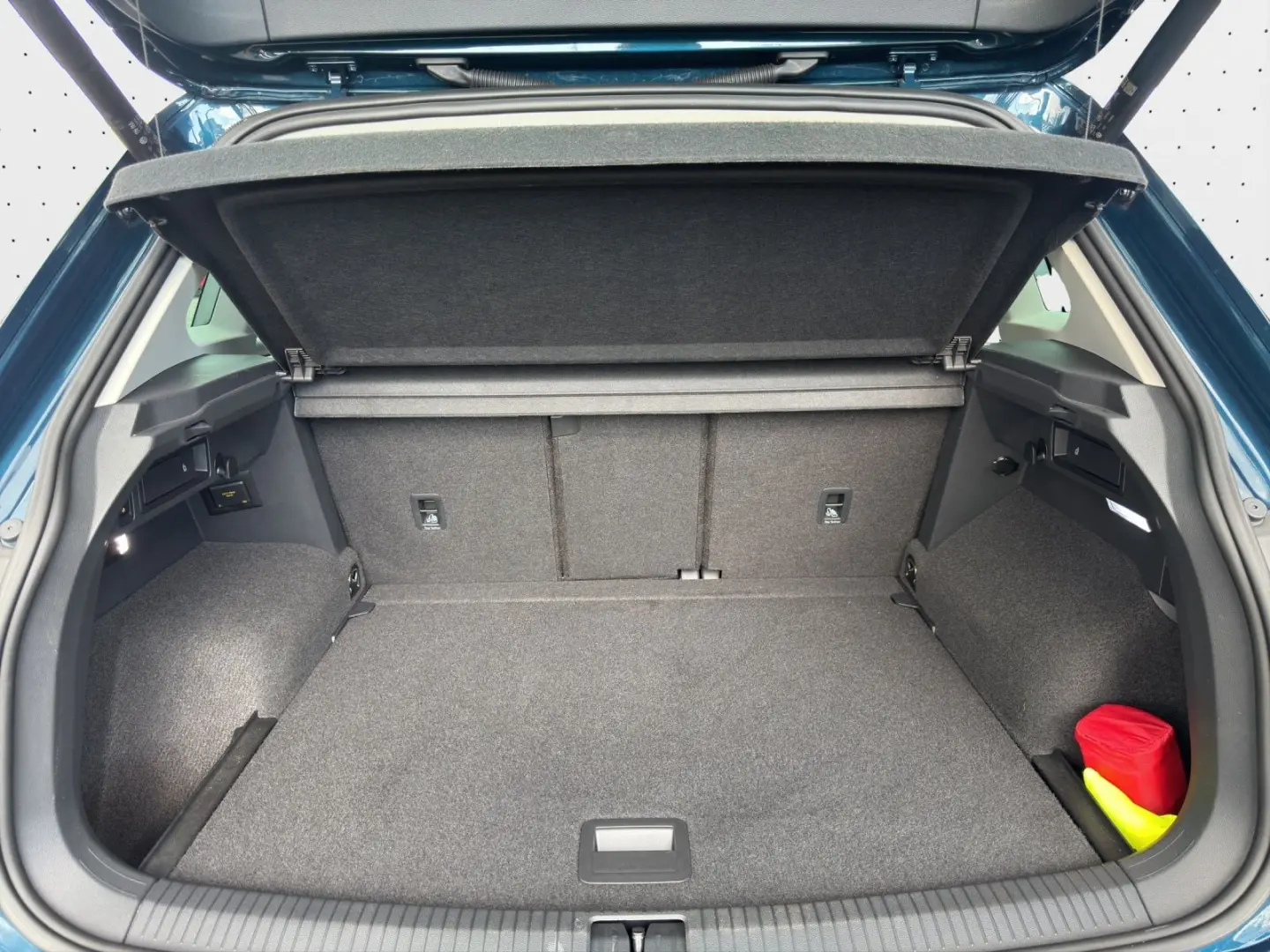 Tiguan Elegance 4Motion 2.0 TSI DSG Navi*AHK*Pan
