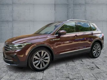 Tiguan 2.0 TDI 4M DSG ELEGANCE IQ+NAVI+AHK+PANO