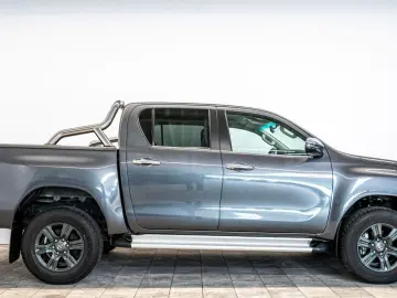 Hilux 2.4 D-4D 4x4 °RFK°SHZ°DAB°AHK°Garantie°