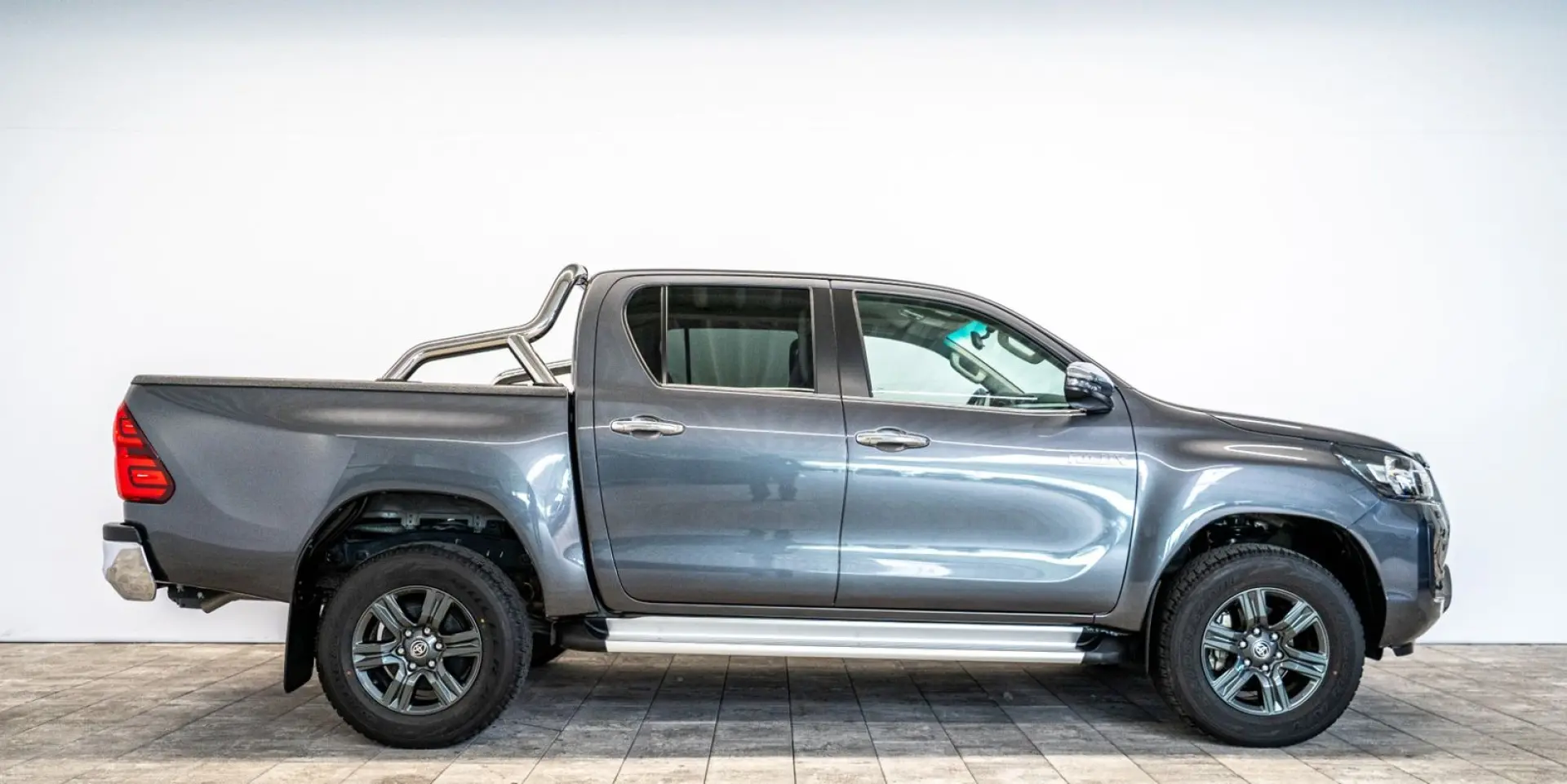 Hilux 2.4 D-4D 4x4 °RFK°SHZ°DAB°AHK°Garantie°