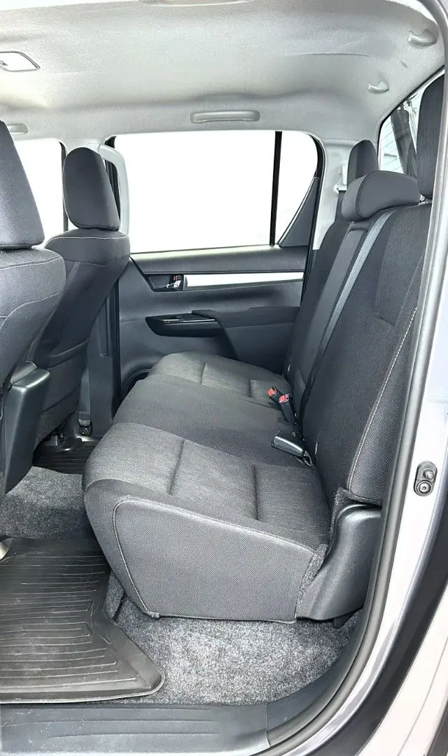 Hilux 2.4 D-4D 4x4 °RFK°SHZ°DAB°AHK°Garantie°