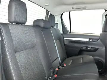 Hilux 2.4 D-4D 4x4 °RFK°SHZ°DAB°AHK°Garantie°