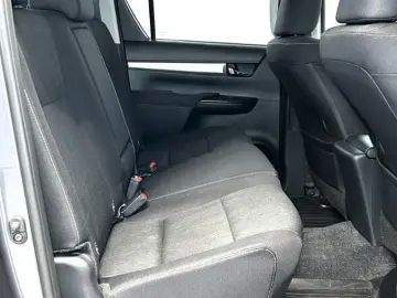 Hilux 2.4 D-4D 4x4 °RFK°SHZ°DAB°AHK°Garantie°
