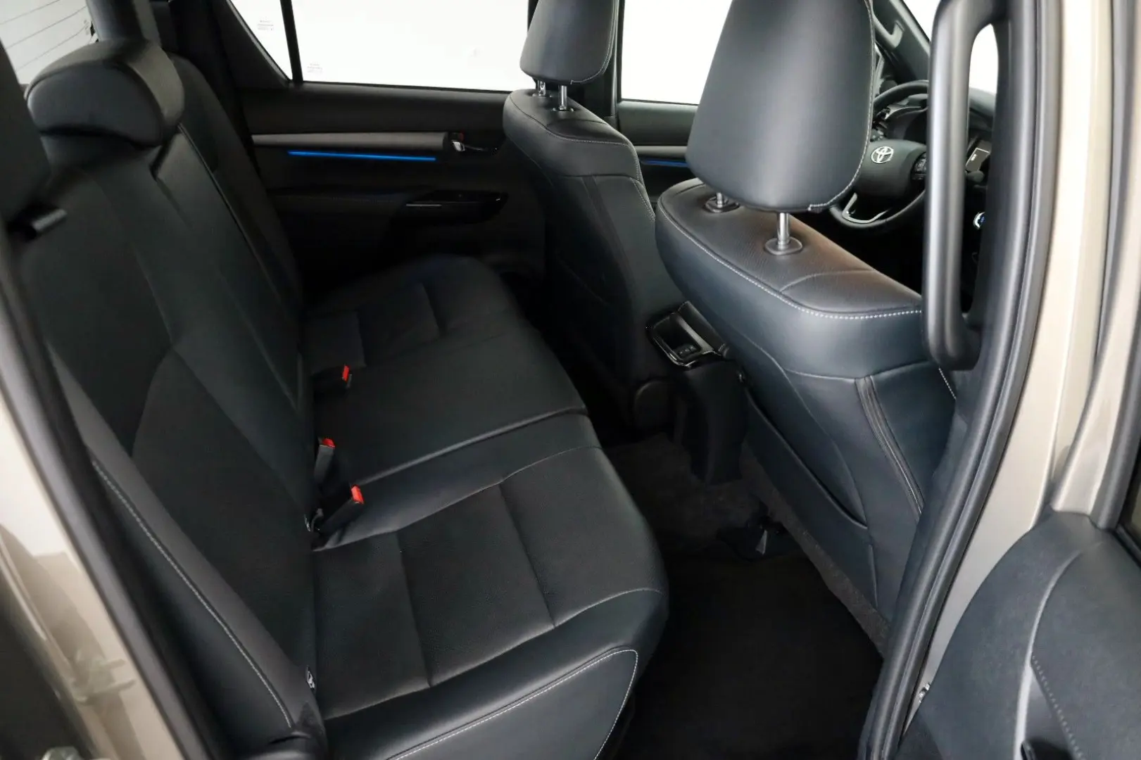 Hilux 2.8 D-4D Invincible,DOKA,ACC,WERKSGARANTIE