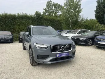 XC90 MomentumPro AWD 7-SITZ PANO-SD LEDER KAMERA