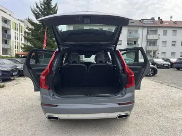 XC90 MomentumPro AWD 7-SITZ+PANO-SD+LEDER+KAMERA