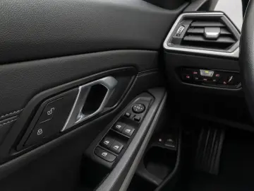 320e xD Laser HUD DAB Stop&Go PDC Komfort Sport