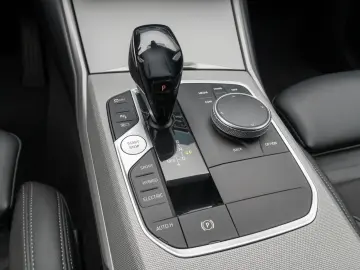 320e xD Laser HUD DAB Stop&Go PDC Komfort Sport