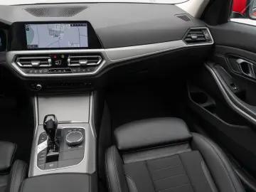 320e xD Laser HUD DAB Stop&Go PDC Komfort Sport