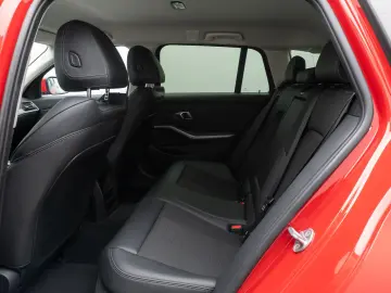 320e xD Laser HUD DAB Stop&Go PDC Komfort Sport