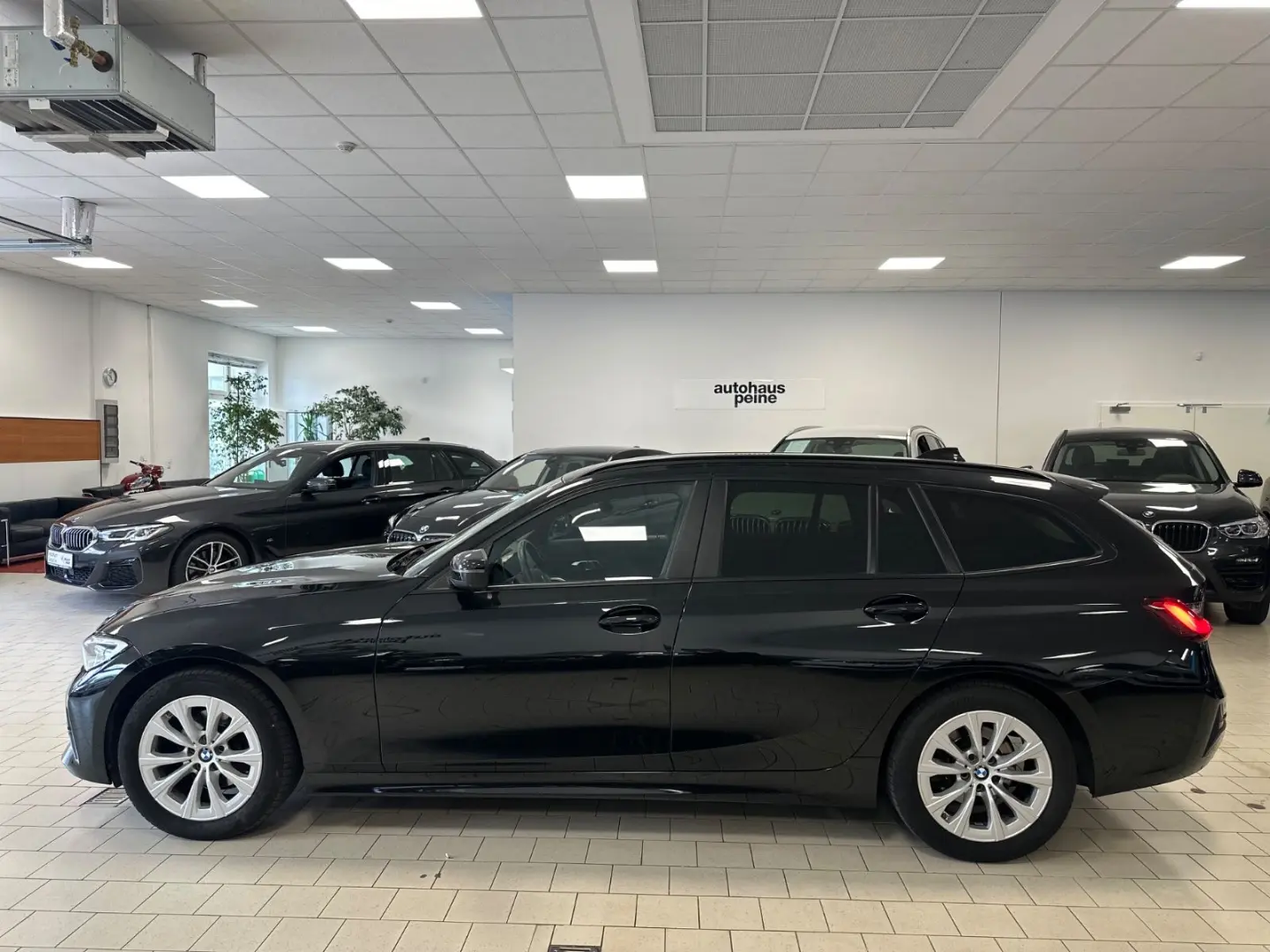 320d xDrive HUD/Laser/Park&Driv&BremsAss/LenkrHz