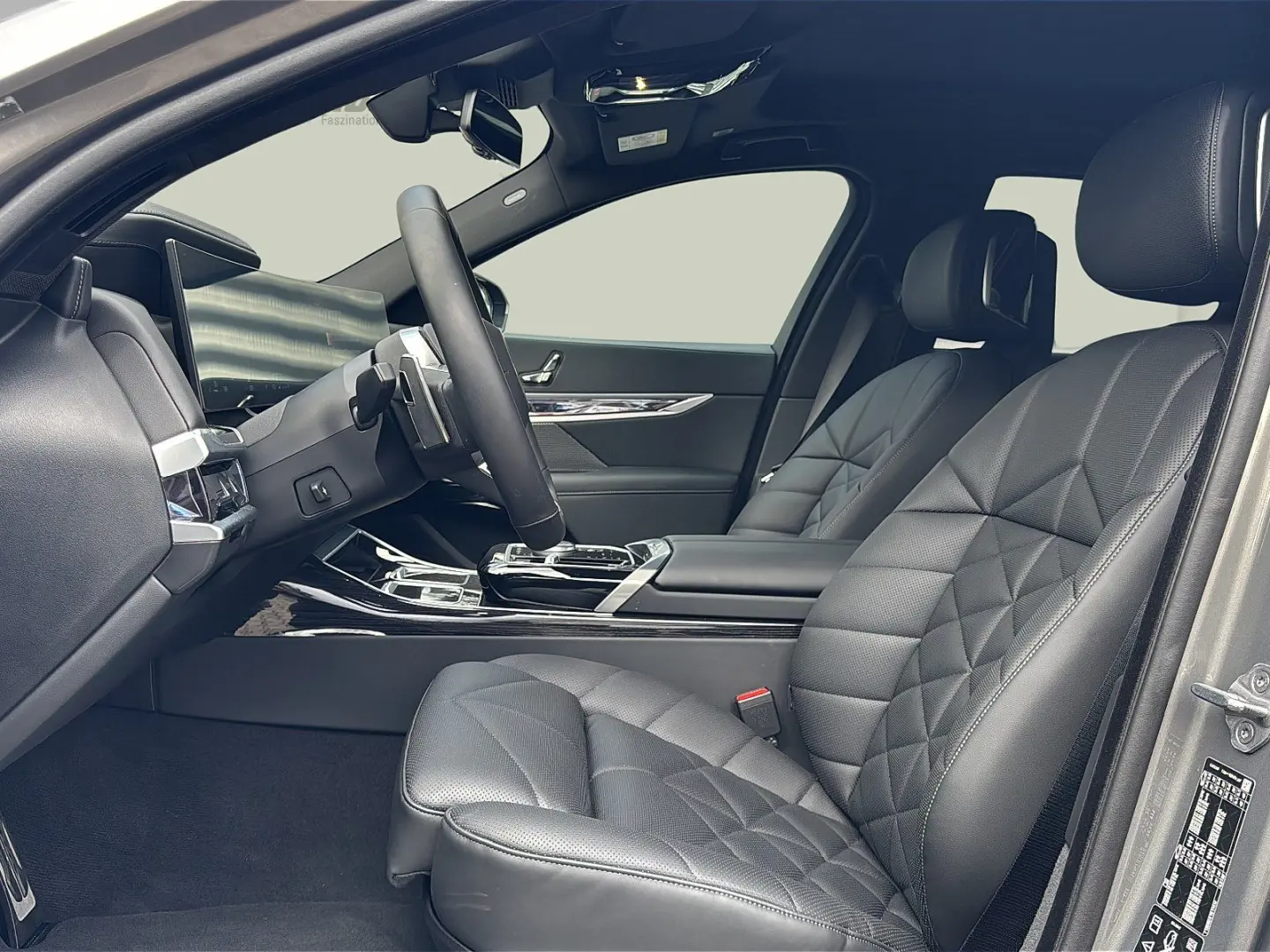 740d xDrive Limousine M Sport DA Prof. PA Prof. 