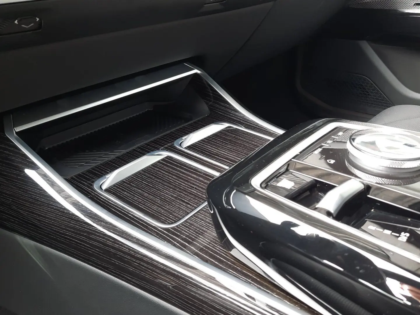 740d xDrive Limousine M Sport DA Prof. PA Prof. 