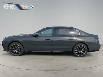 740d xDrive 30% UPE-Nachlass | SITZBELÜFTUNG