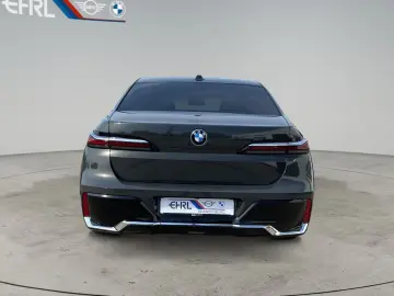 740d xDrive 30% UPE-Nachlass | SITZBELÜFTUNG