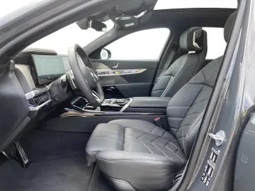 740d xDrive 30% UPE-Nachlass | SITZBELÜFTUNG