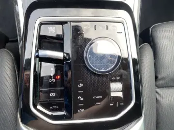 740d xDrive 30% UPE-Nachlass | SITZBELÜFTUNG