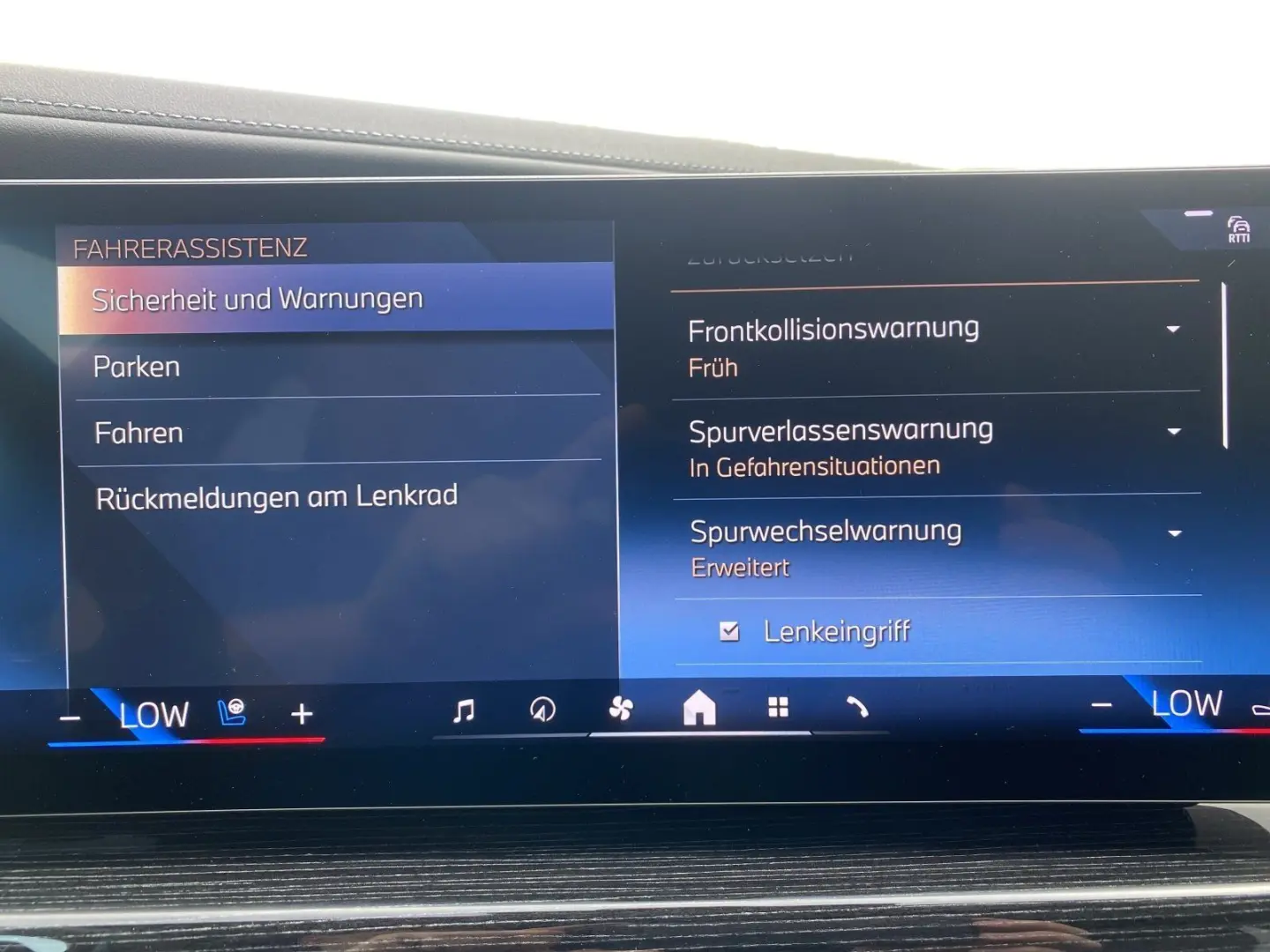 740d xDrive 30% UPE-Nachlass | SITZBELÜFTUNG