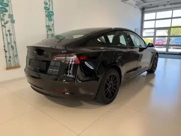 Model 3 Long Range Dual 79 kWh AWD Navigation...