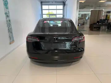 Model 3 Long Range Dual 79 kWh AWD Navigation...