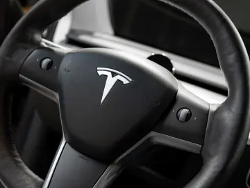 Model Y Long Range Dual Motor AWD*Supercharger*