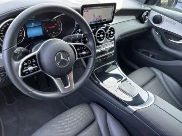 GLC 300e 4Matic AMG-Line NAV+LED+CARPLAY+KAMERA