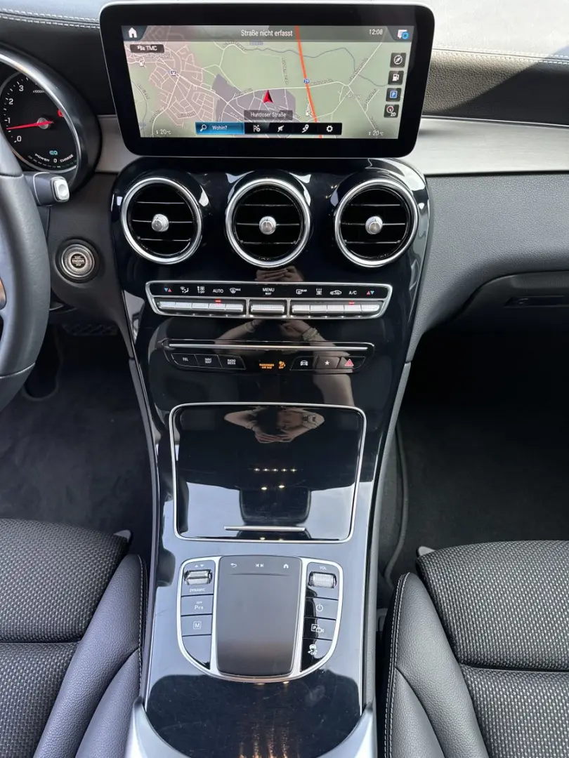GLC 300e 4Matic AMG-Line NAV+LED+CARPLAY+KAMERA