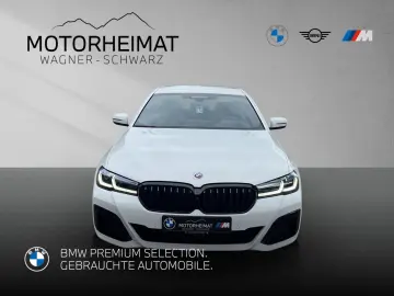 M550i xDrive Limousine 20