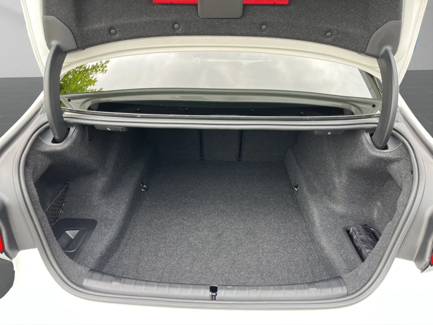 M550i xDrive Limousine 20