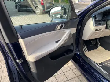 X6 xDrive40d M SPORT INTEGRAL DAP CRYSTAL ICONIC