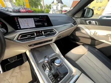 X6 xDrive40d M SPORT INTEGRAL DAP CRYSTAL ICONIC