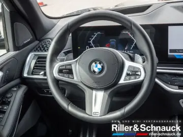 X5 xDrive 30d M-Sport PDC SHZ NAVI AHK 360° H/K