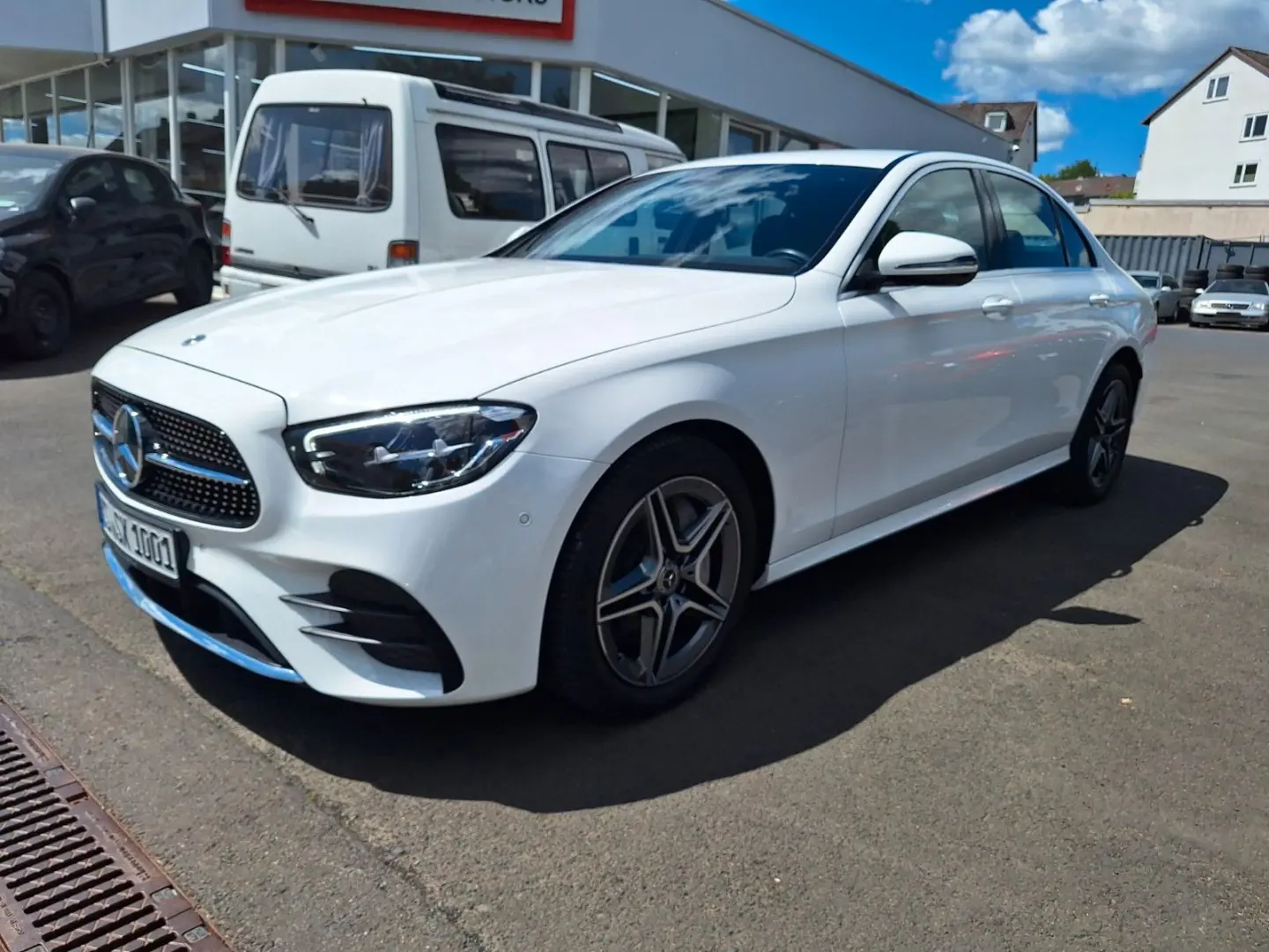 E 300e AMG Line *LED*SHZ*2 Jahre JS-Garantie*