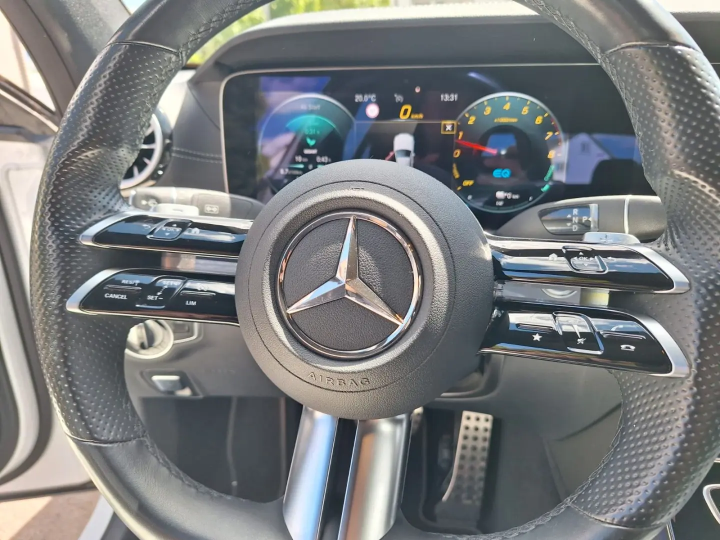 E 300e AMG Line *LED*SHZ*2 Jahre JS-Garantie*