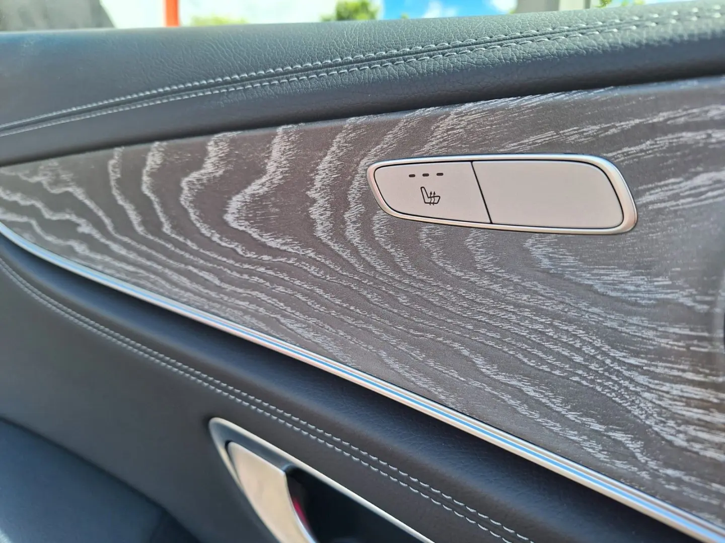 E 300e AMG Line *LED*SHZ*2 Jahre JS-Garantie*