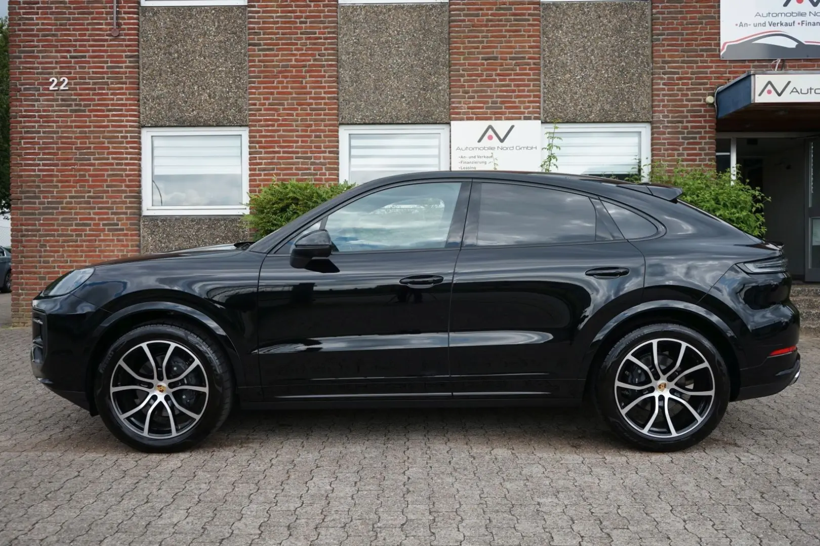 Cayenne Coupe*Pano*Head Up*360 Kamera*HD Matrix