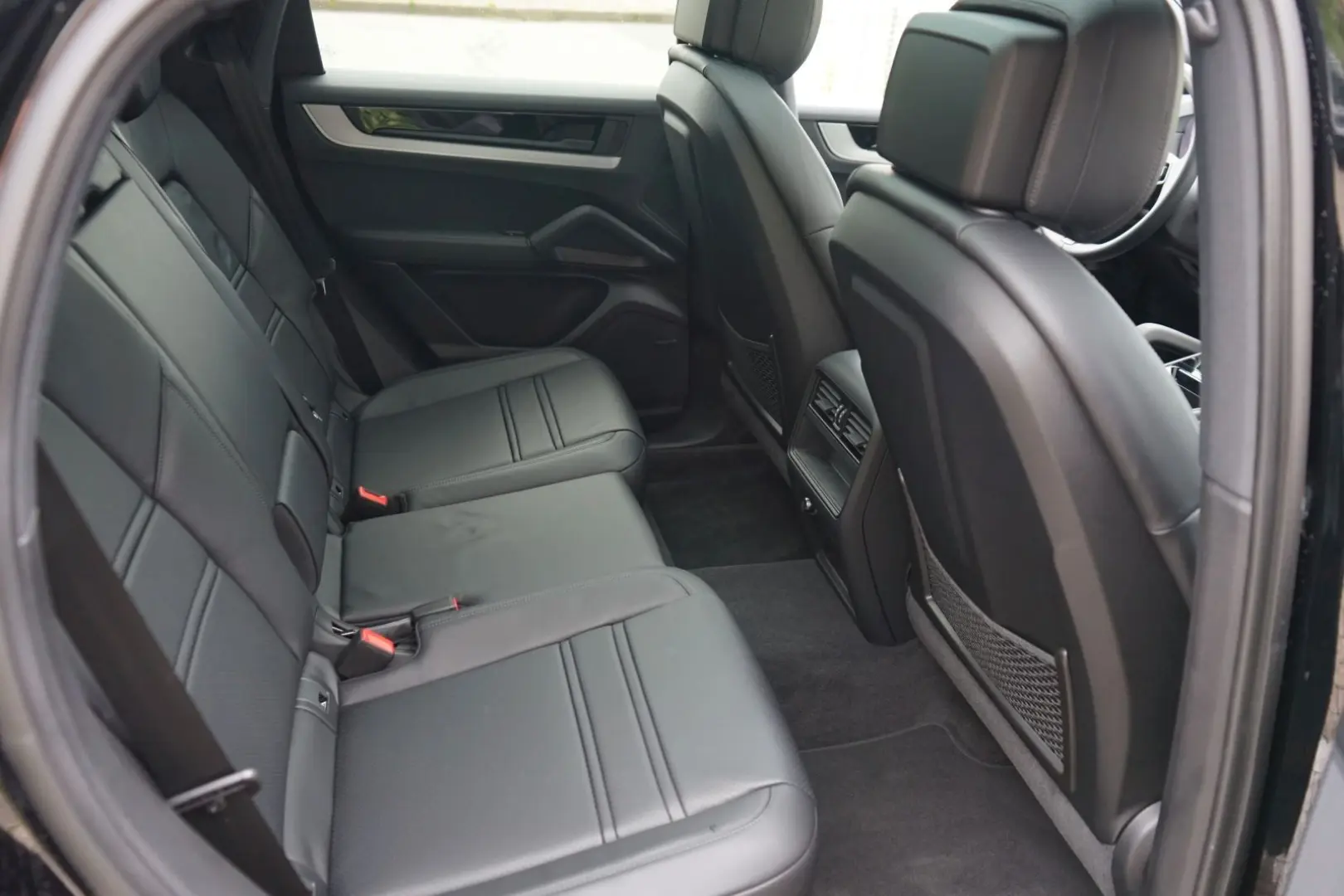 Cayenne Coupe*Pano*Head Up*360 Kamera*HD Matrix