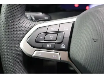 Golf Variant R-Line 2,0 l TDI Black Style/Matrix
