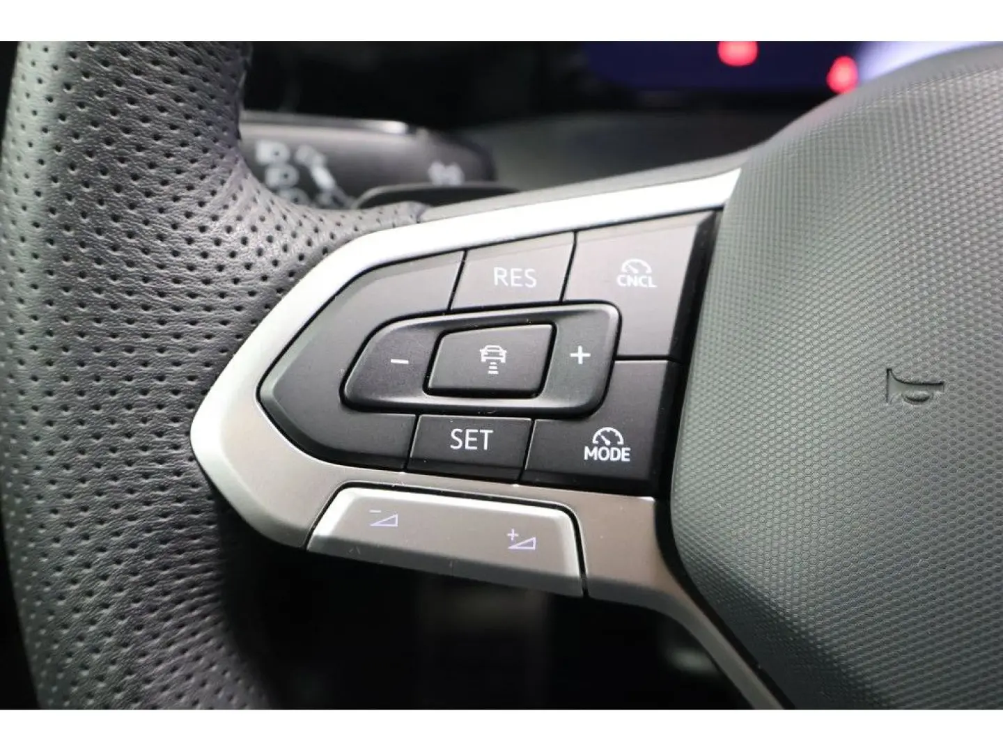 Golf Variant R-Line 2,0 l TDI Black Style/Matrix