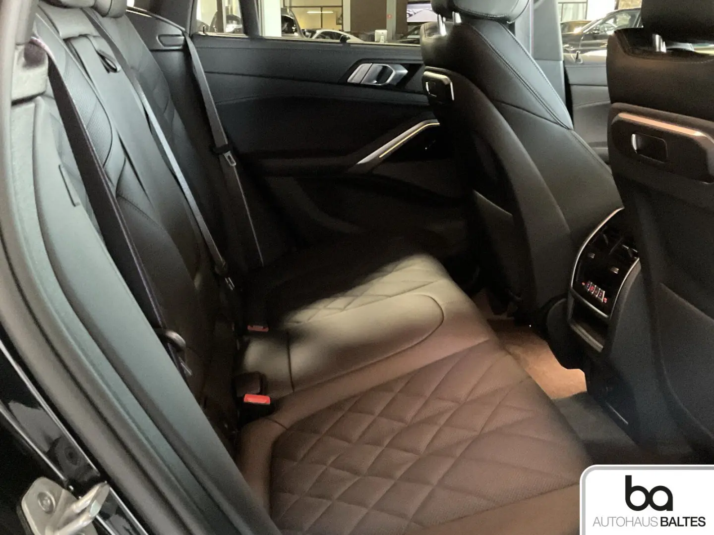X6 xDrive 30d M Sport 22/Pano/Luft/4ZAAC/HK/Icon