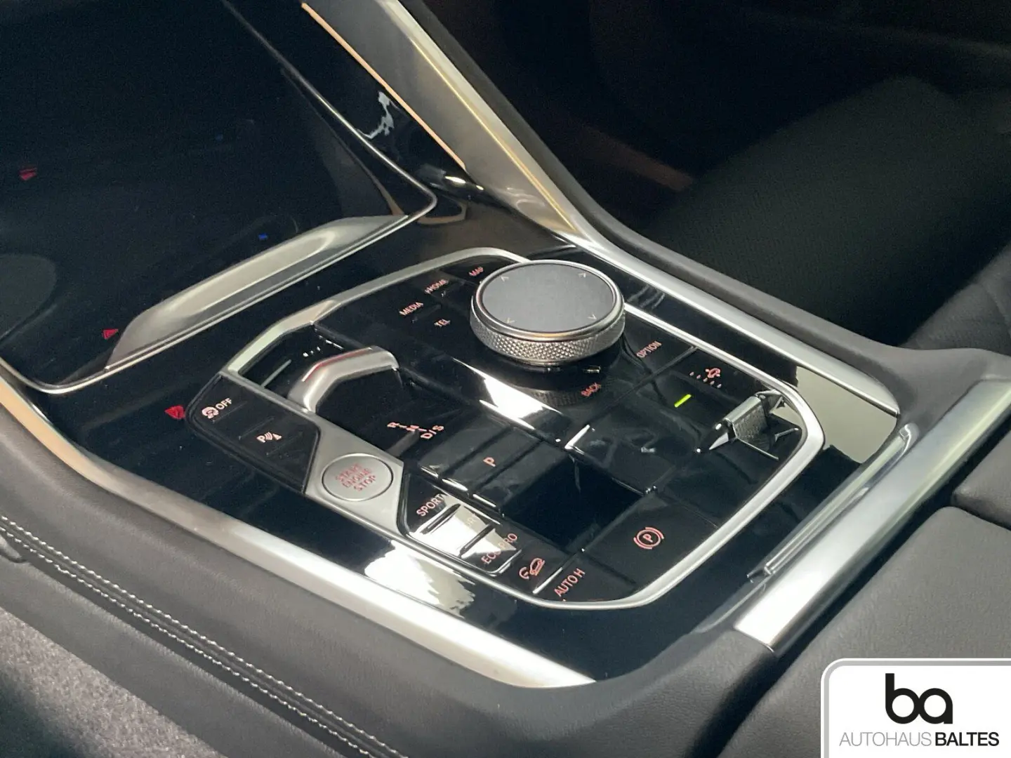 X6 xDrive 30d M Sport 22/Pano/Luft/4ZAAC/HK/Icon