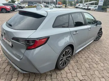 Corolla TS 1.8 Hybrid Team D **TECHNIKPAKET**