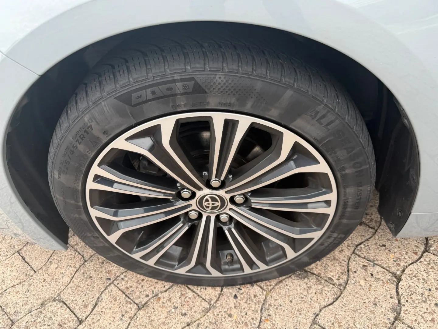 Corolla TS 1.8 Hybrid Team D **TECHNIKPAKET**