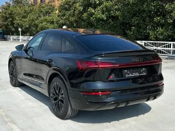 Q8 Sportback e-tron 55 quattro S line NP:113¤