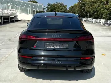 Q8 Sportback e-tron 55 quattro S line NP:113¤